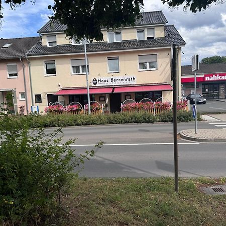 Haus Berrenrath Hotell Hürth Eksteriør bilde